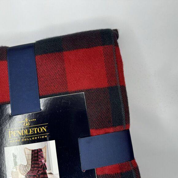 Pendleton Home Collection Rob Roy Luxe Throw Blanket 50 x 70 Red Black Plaid NEW - Picture 3 of 9